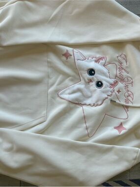 Aelfric Eden Cream Hoodie with Pink kitten Script Embroidery large
